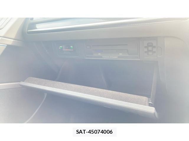 VolksWagen GOLF 2015-02 8564081-28