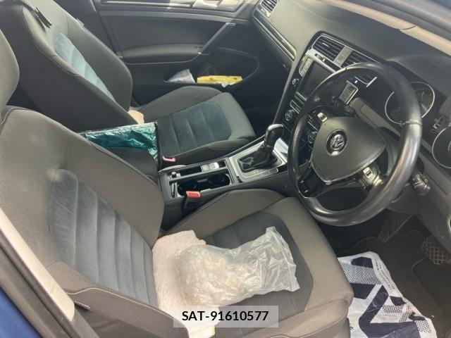 VolksWagen GOLF 2014-03 8564082-18