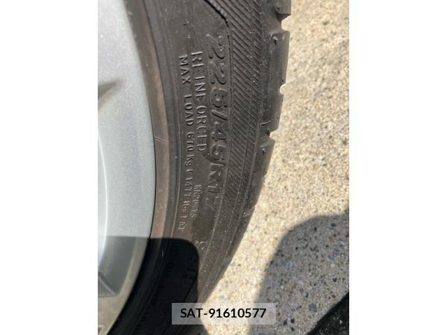 VolksWagen GOLF 2014-03 8564082-4