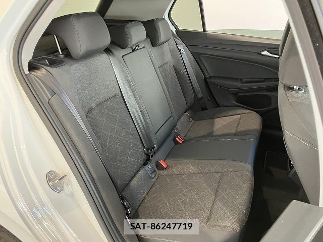 VolksWagen GOLF 2024-06 8629725-11