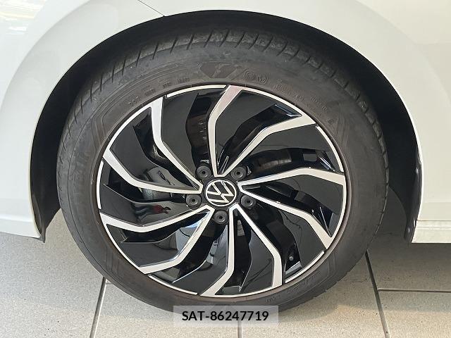 VolksWagen GOLF 2024-06 8629725-22