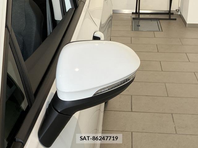 VolksWagen GOLF 2024-06 8629725-28