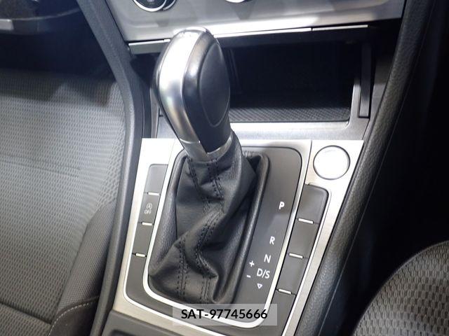 VolksWagen GOLF 2015-06 8629723-15