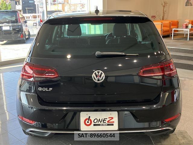 VolksWagen GOLF 2020-03 8662389-12