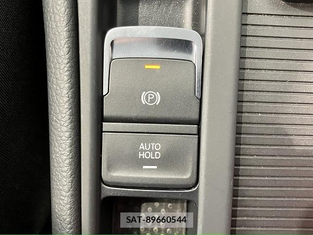 VolksWagen GOLF 2020-03 8662389-17