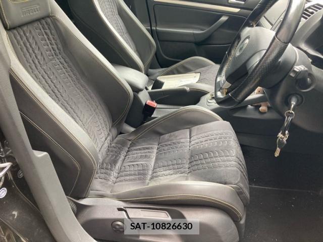 VolksWagen GOLF 2009-07 8662400-14