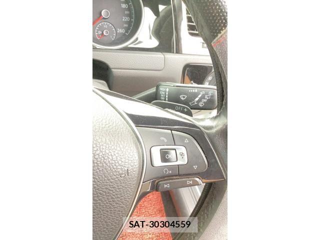 VolksWagen GOLF 2016-07 8667138-17
