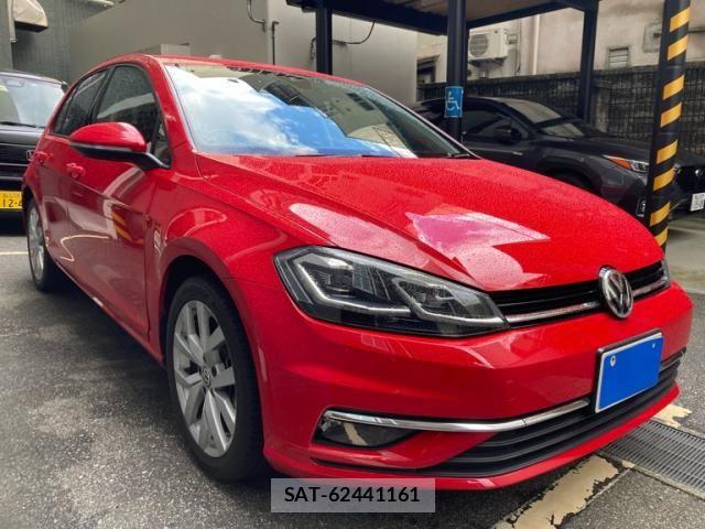 VolksWagen GOLF 2018-02 8662390-1