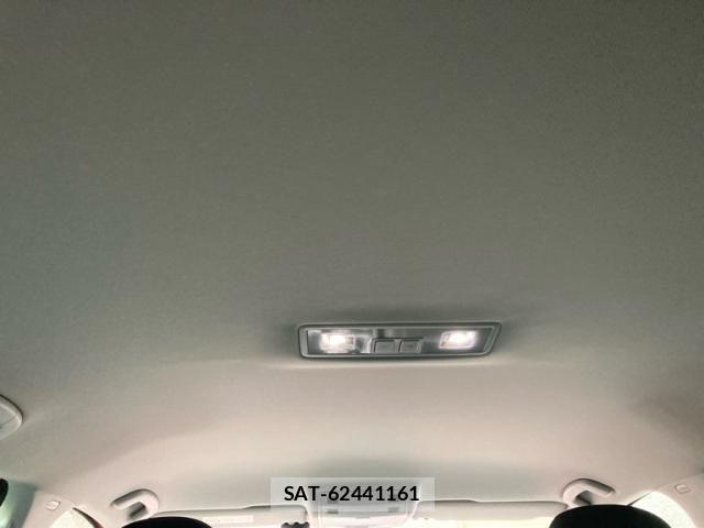VolksWagen GOLF 2018-02 8662390-26