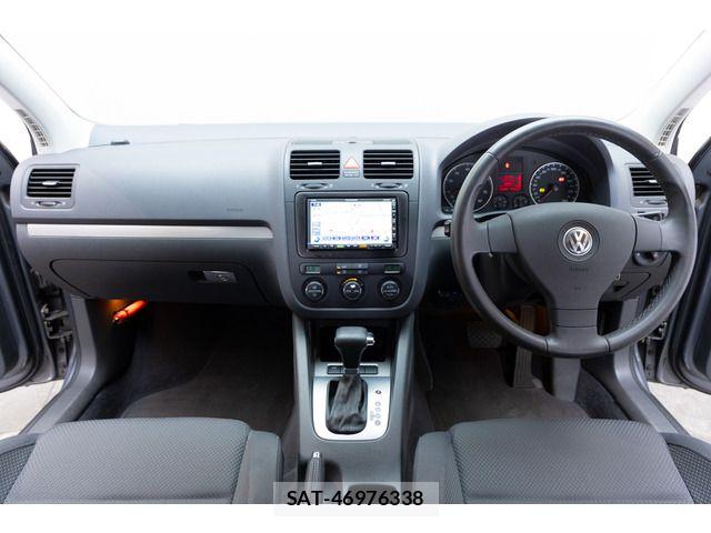 VolksWagen GOLF 2005-09 8662399-1