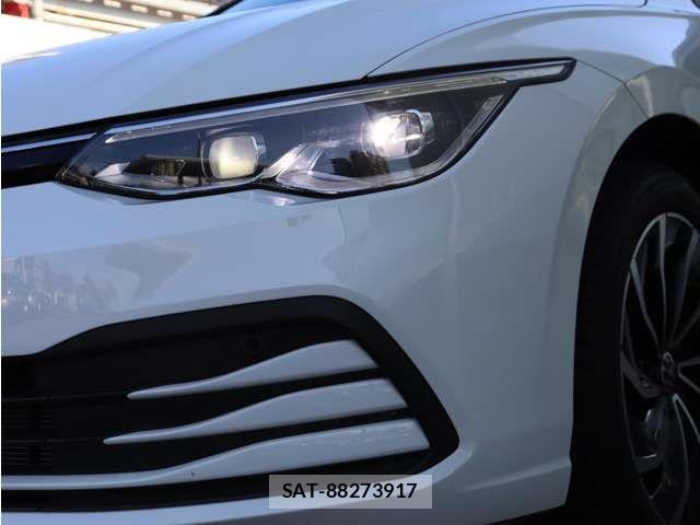 VolksWagen GOLF 2023-12 8662383-9