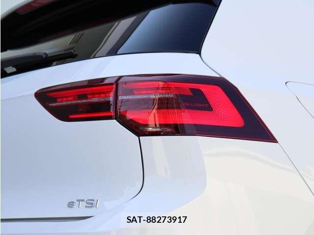 VolksWagen GOLF 2023-12 8662383-10