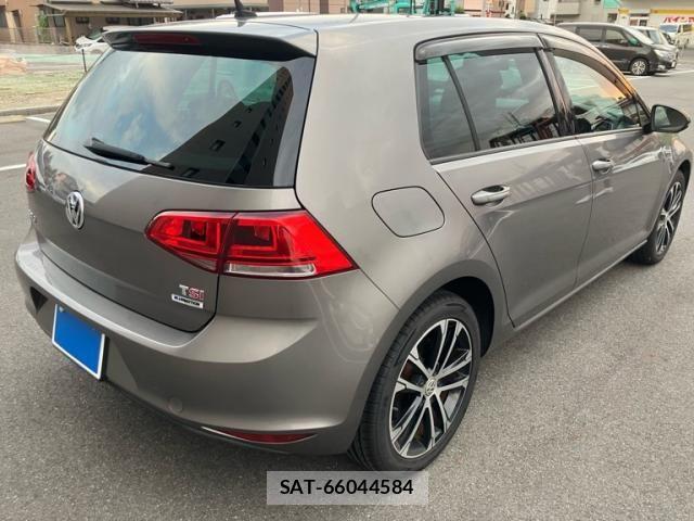 VolksWagen GOLF 2014-12 8662392-2