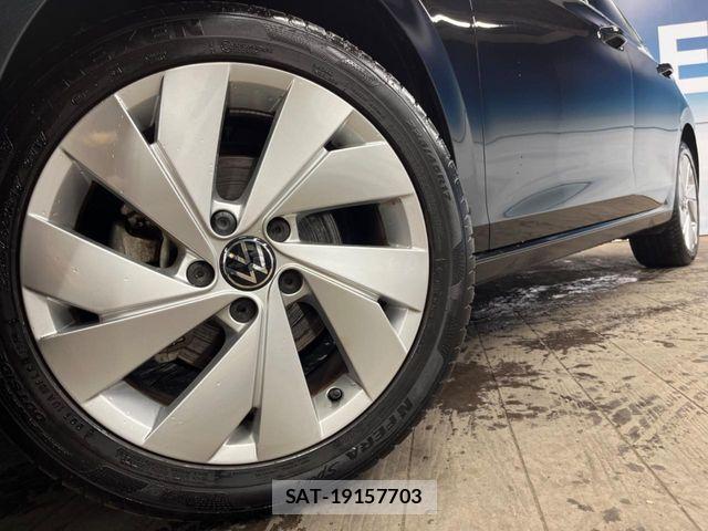 VolksWagen GOLF 2025-03 8686922-12