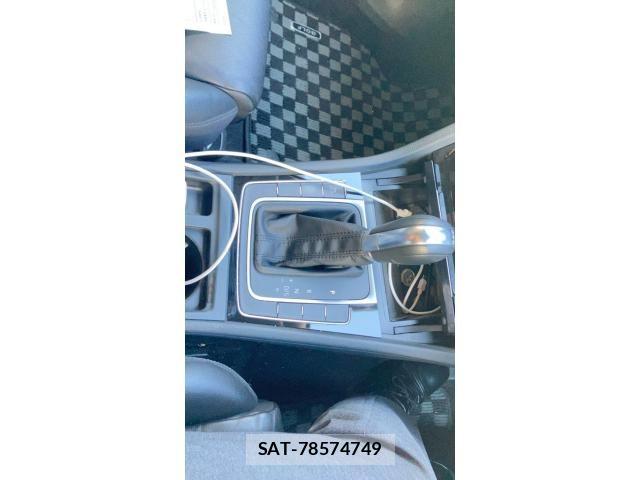 VolksWagen GOLF 2013-06 8746829-16