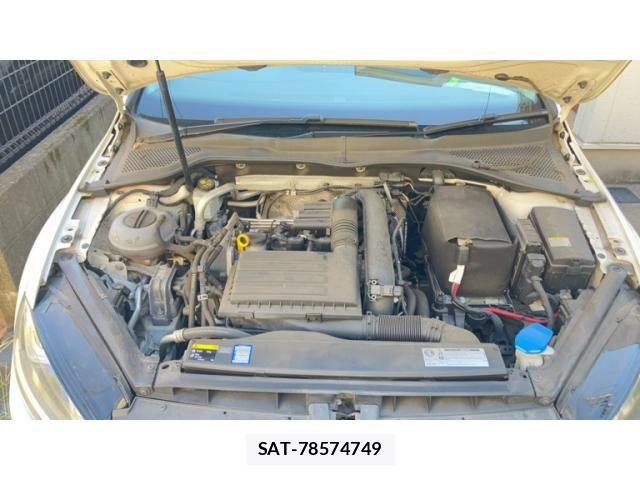 VolksWagen GOLF 2013-06 8746829-23