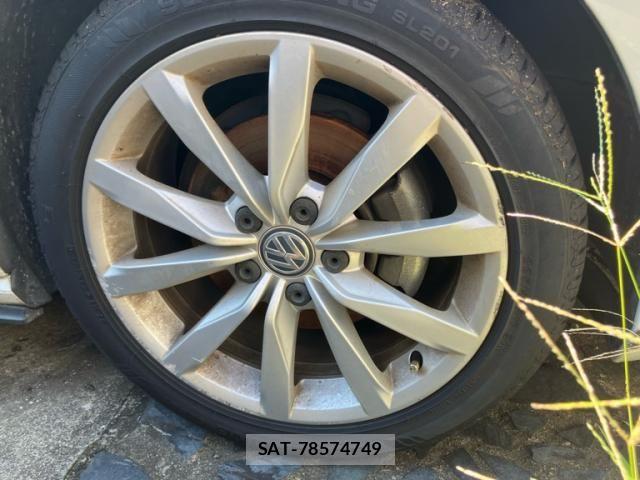 VolksWagen GOLF 2013-06 8746829-6