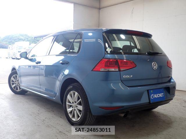 VolksWagen GOLF 2013-08 8746818-2