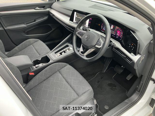 VolksWagen GOLF 2024-02 8746824-9