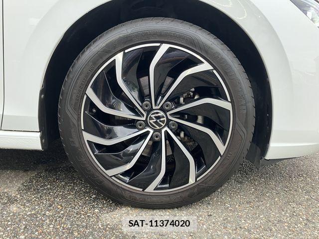 VolksWagen GOLF 2024-02 8746824-27