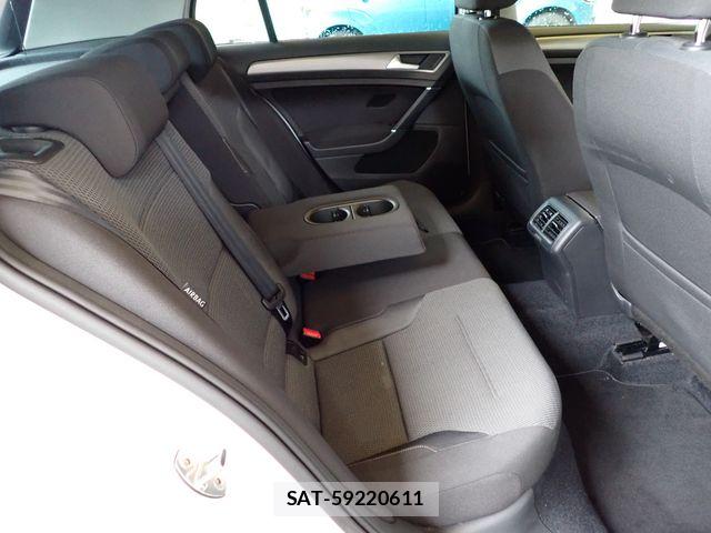VolksWagen GOLF 2014-01 8746819-19