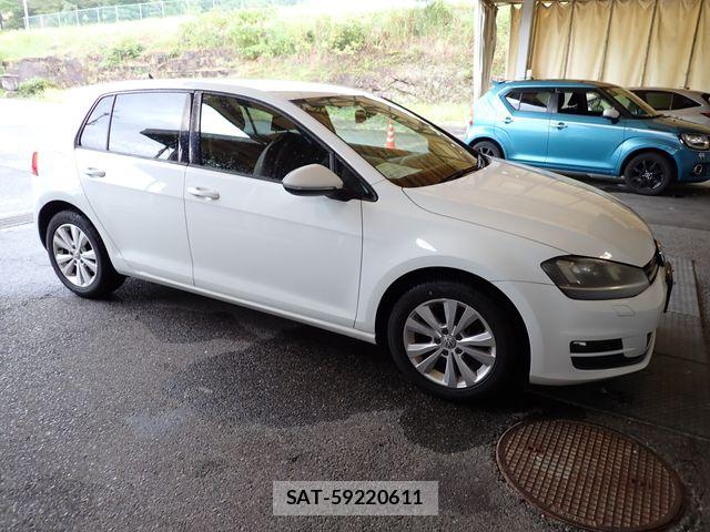 VolksWagen GOLF 2014-01 8746819-3