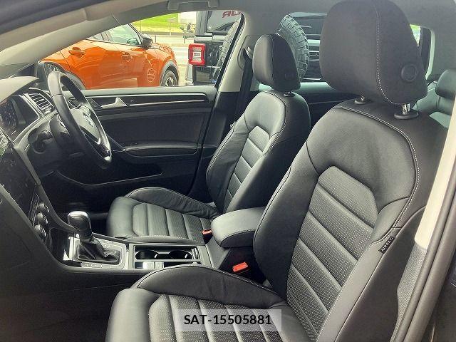 VolksWagen GOLF 2019-11 8746825-4