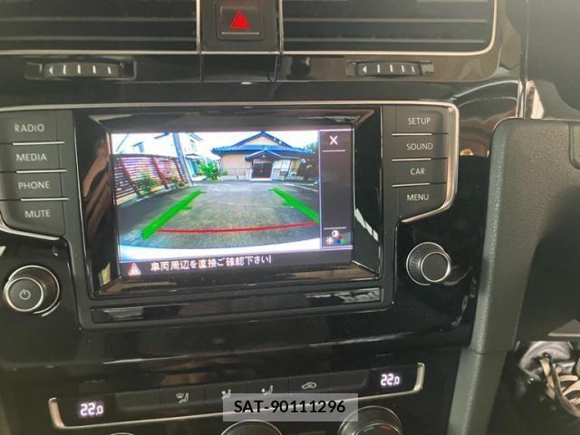 VolksWagen GOLF 2013-10 8746826-21