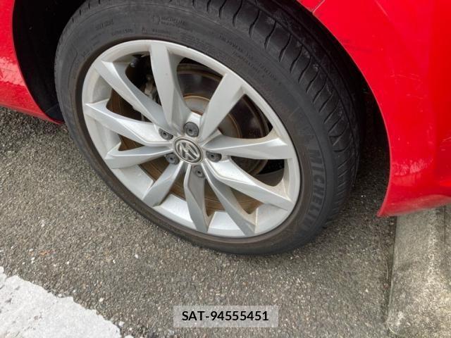 VolksWagen GOLF 2015-03 8746828-7