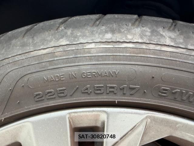 VolksWagen GOLF 2023-09 8746822-9