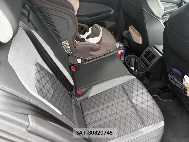 VolksWagen GOLF 2023-09 8746822-11