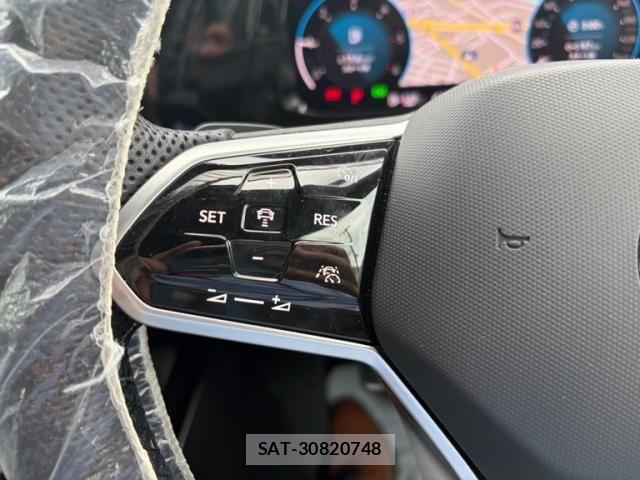 VolksWagen GOLF 2023-09 8746822-15