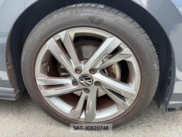 VolksWagen GOLF 2023-09 8746822-8