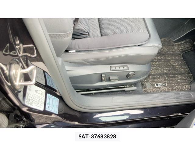 VolksWagen GOLF 2020-02 8746823-11