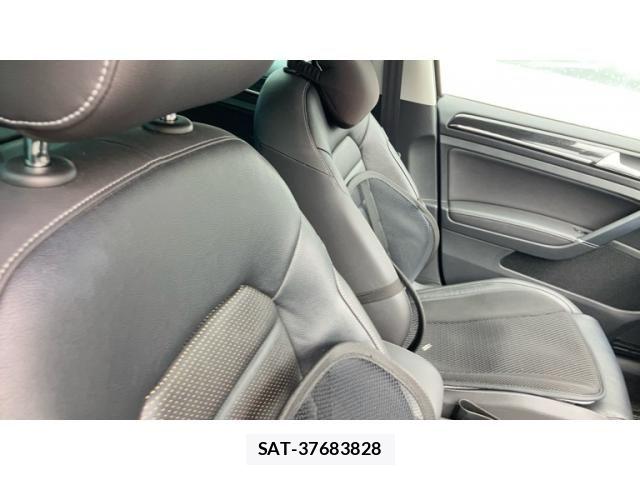 VolksWagen GOLF 2020-02 8746823-15