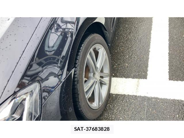 VolksWagen GOLF 2020-02 8746823-3