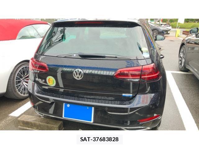 VolksWagen GOLF 2020-02 8746823-6