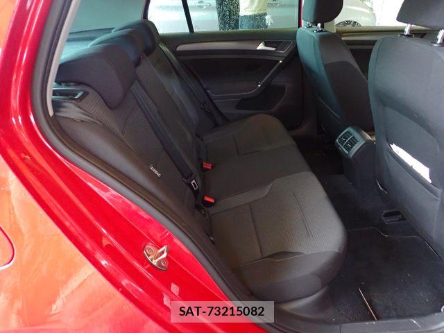 VolksWagen GOLF 2017-09 8746820-20