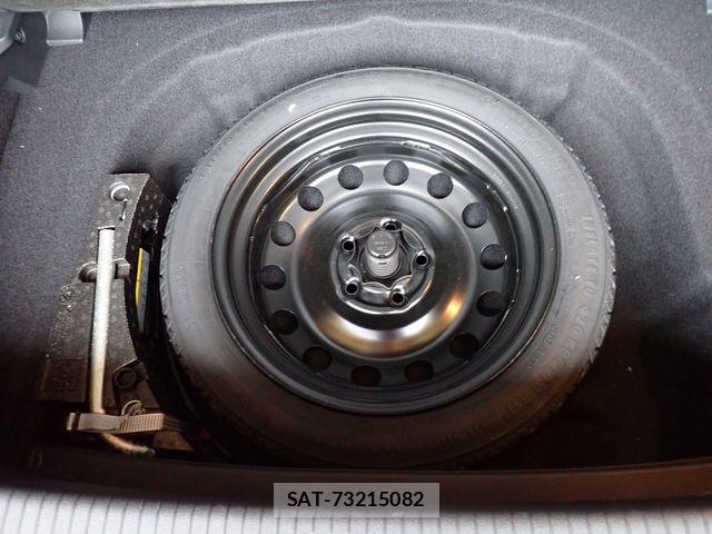 VolksWagen GOLF 2017-09 8746820-24