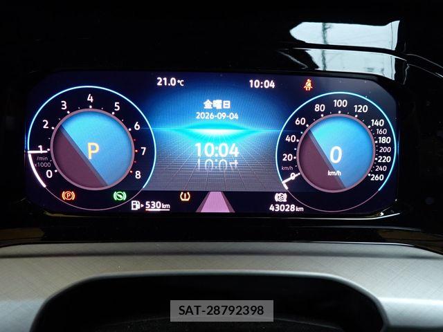 VolksWagen GOLF 2022-05 8746821-9