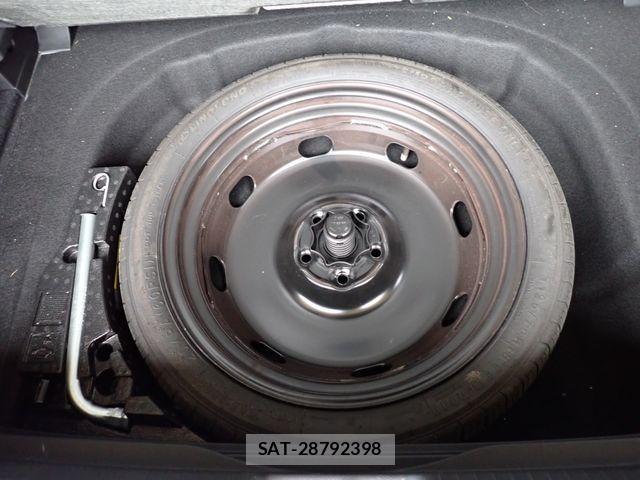 VolksWagen GOLF 2022-05 8746821-25