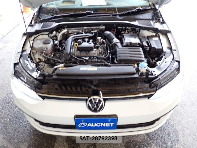 VolksWagen GOLF 2022-05 8746821-26