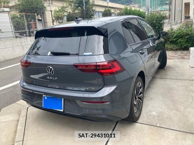 VolksWagen GOLF 2023-12 8832475-3