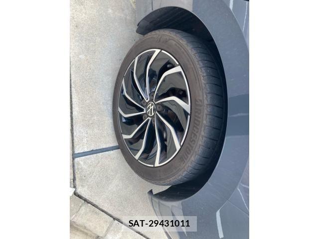 VolksWagen GOLF 2023-12 8832475-7
