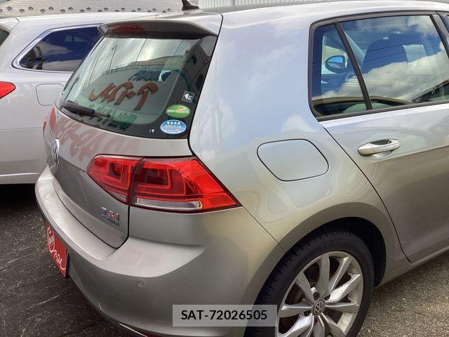 VolksWagen GOLF 2014-07 8832485-2