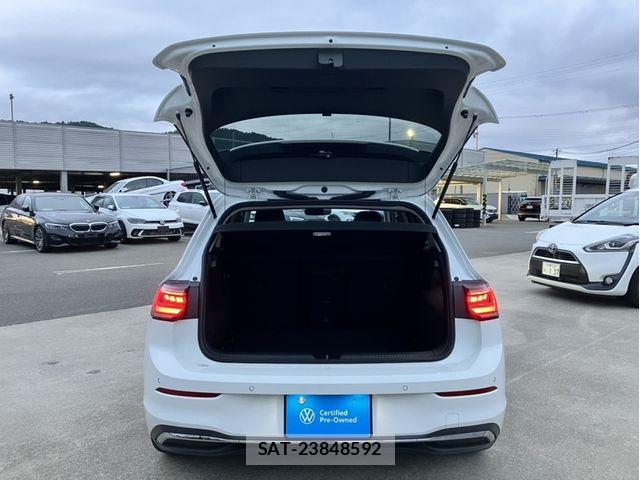 VolksWagen GOLF 2025-09 8832474-13