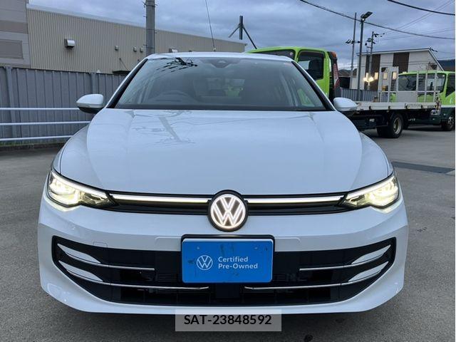 VolksWagen GOLF 2025-09 8832474-3