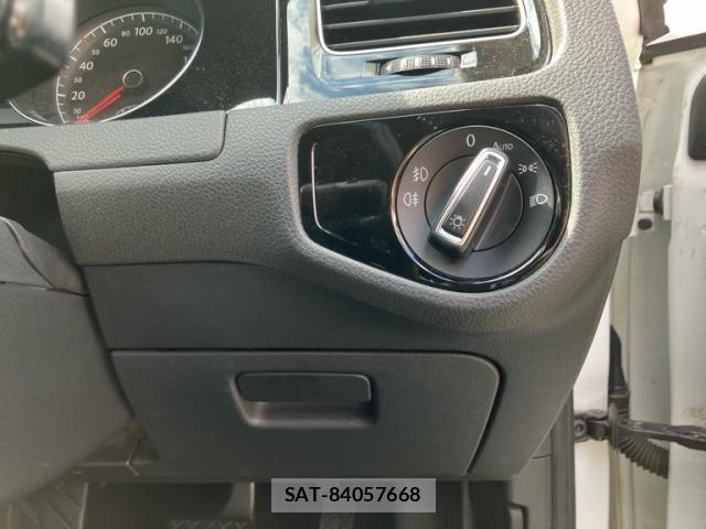 VolksWagen GOLF 2015-03 8832478-17