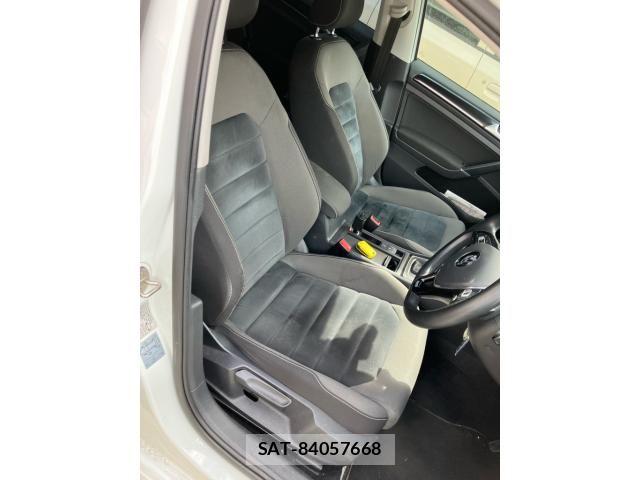 VolksWagen GOLF 2015-03 8832478-19
