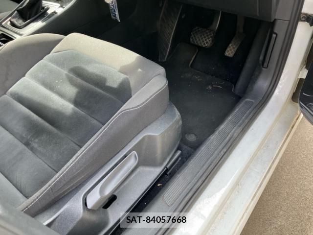 VolksWagen GOLF 2015-03 8832478-20
